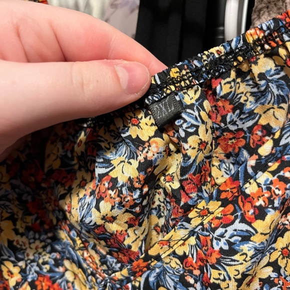 Multicolor Floral Long Sleeve Dress - Picture 2 of 5